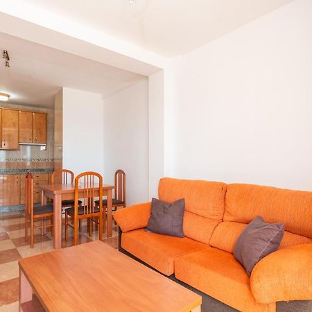 מאלגה Renthas Pedregalejo Beach Apartments מראה חיצוני תמונה