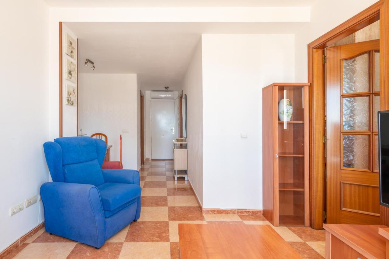 מאלגה Renthas Pedregalejo Beach Apartments מראה חיצוני תמונה